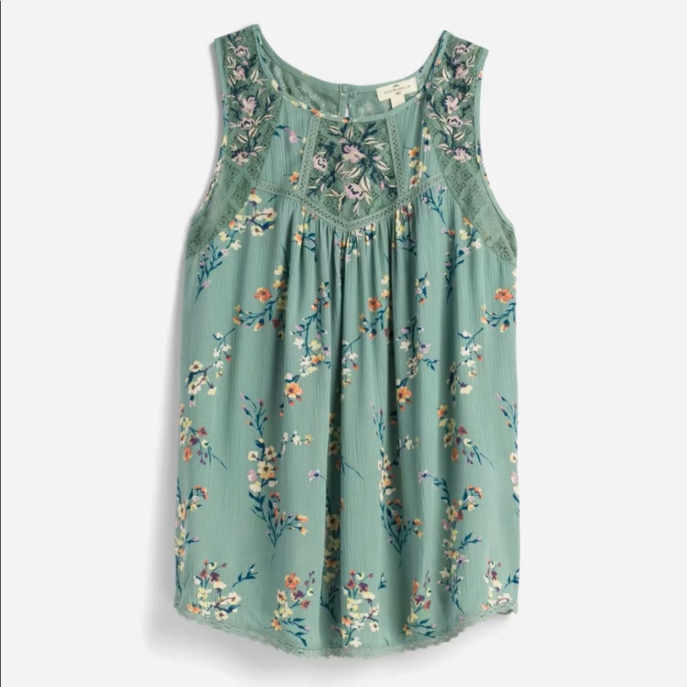 Lace Detail Tank